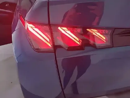 Photo 17 Peugeot 3008  Electrique 210 ch 73 kWh