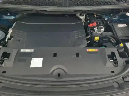 Photo 15 Peugeot 3008  Electrique 210 ch 73 kWh