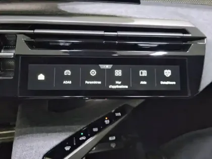 Photo 33 Peugeot 3008  Electrique 210 ch 73 kWh