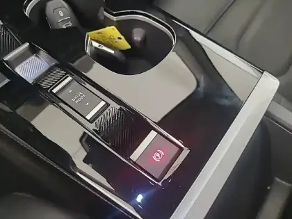 Photo 40 Citroën C5  X Hybride Rechargeable 225 S&S e-EAT8