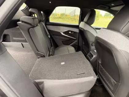 Photo 6 Peugeot 3008  Hybrid 145 e-DCS6