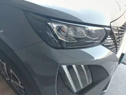 Photo 15 Peugeot 2008  PureTech 100 S&S BVM6