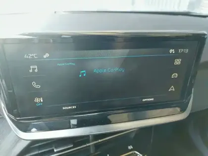 Photo 14 Peugeot 2008  PureTech 100 S&S BVM6