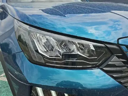 Photo 15 Peugeot 2008  Turbo 100 ch BVM6