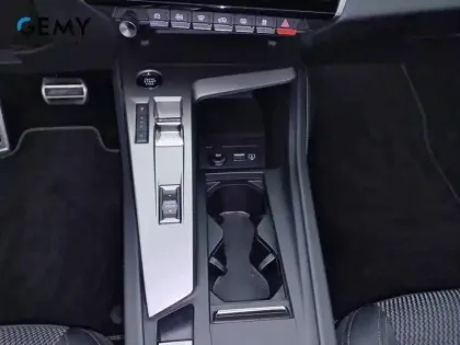 Photo 13 Peugeot 308  SW PHEV 225 e-EAT8