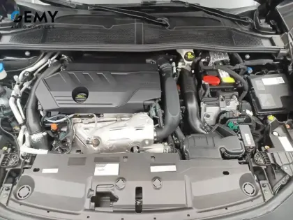 Photo 11 Peugeot 308  SW PHEV 225 e-EAT8