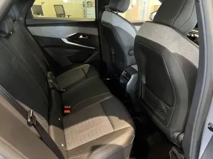 Photo 8 Peugeot 3008  Hybrid 145 e-DCS6