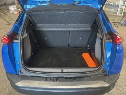 Photo 15 Peugeot 2008  PureTech 100 S&S BVM6