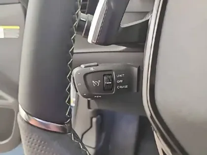 Photo 20 Peugeot 2008  Hybrid 145 e-DCS6