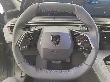 Photo 8 Peugeot 3008  Hybrid 145 e-DCS6