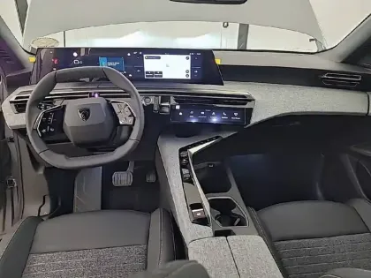 Photo 7 Peugeot 3008  Hybrid 145 e-DCS6