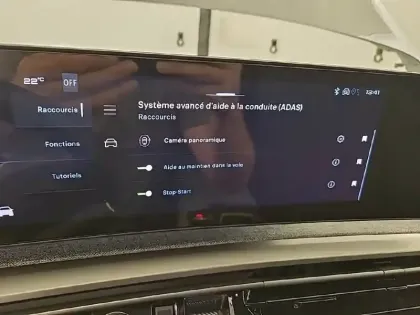 Photo 18 Peugeot 3008  Hybrid 145 e-DCS6