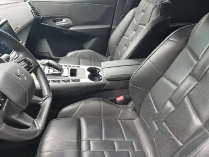 Photo 10 DS DS 7 DS7 Crossback Hybride E-Tense 300 EAT8 4x4