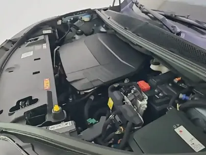 Photo 14 Peugeot 3008  Electrique 210 ch 73 kWh