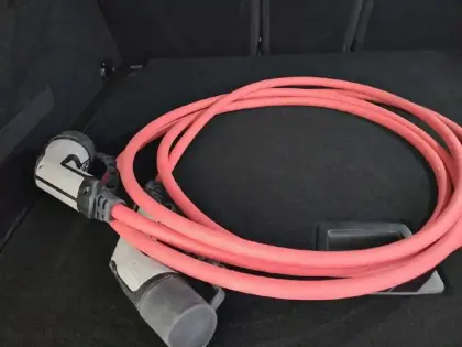 Photo 31 Peugeot 3008  Electrique 210 ch 73 kWh