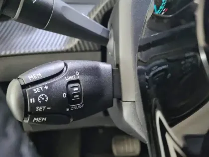 Photo 26 Peugeot 2008  Hybrid 110 e-DCS6