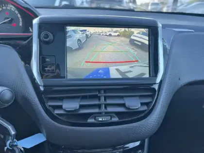 Photo 12 Peugeot 2008  PureTech 110ch S&S EAT6