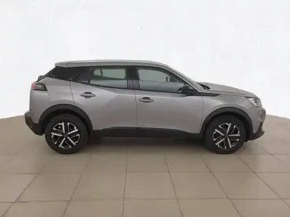 Photo 31 Peugeot 2008  PureTech 100 S&S BVM6