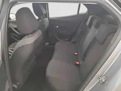 Photo 39 Peugeot 2008  PureTech 100 S&S BVM6
