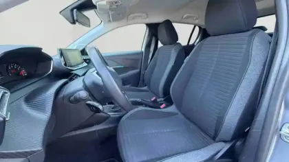 Photo 10 Peugeot 208  PureTech 75 S&S BVM5