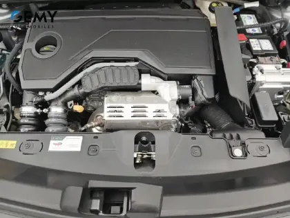 Photo 11 Peugeot 2008  Hybrid 145 e-DCS6