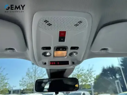 Photo 18 Peugeot 2008  Electrique 136 ch