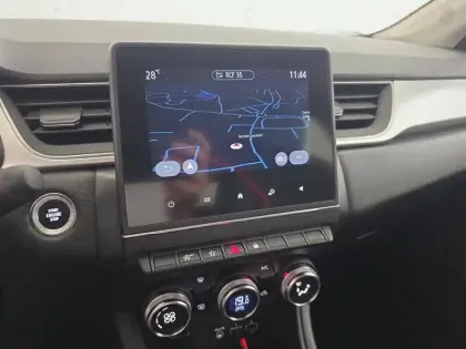 Photo 37 Renault Captur  TCe 140 EDC - 21