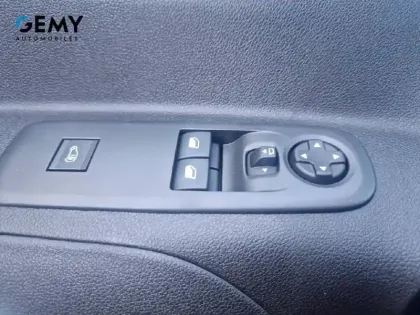 Photo 15 Peugeot Partner E- FGN 136 CH M CHARG UT MAJ 54 KWH AUT