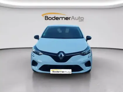 Photo 7 Renault Clio  E-Tech full hybrid 145