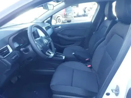 Photo 8 Renault Clio  E-Tech full hybrid 145