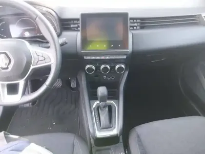 Photo 9 Renault Clio  E-Tech full hybrid 145