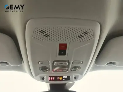Photo 16 Peugeot 2008  PureTech 130 S&S EAT8