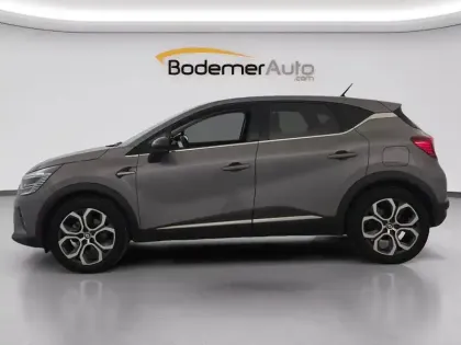Photo 10 Renault Captur  E-Tech Plug-in 160 - 21