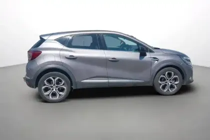 Photo 6 Renault Captur  E-Tech Plug-in 160 - 21