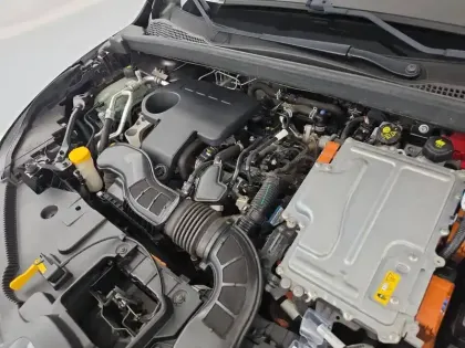 Photo 18 Renault Captur  E-Tech Plug-in 160 - 21