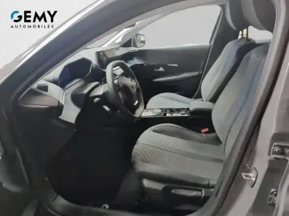 Photo 8 Peugeot 208  Electrique 156 ch 54 kWh