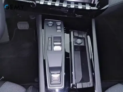 Photo 13 Peugeot 508  SW Hybrid 180 e-EAT8