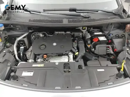Photo 7 Peugeot 3008  Hybrid 225 e-EAT8