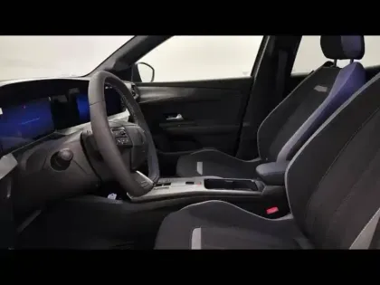 Photo 6 Opel Mokka  1.2 Turbo Hybrid 145 ch e-DCT6