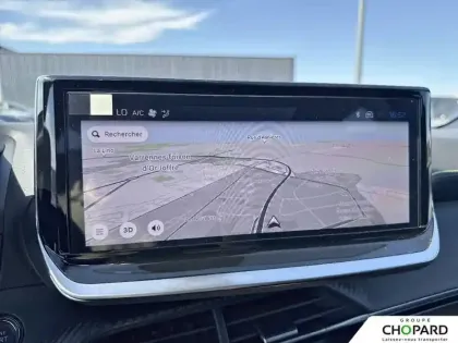 Photo 13 Peugeot 2008  Hybrid 145 e-DCS6