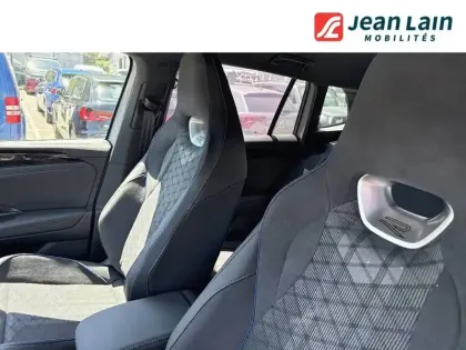 Photo 13 Volkswagen Tiguan  1.5 eTSI 150ch DSG7