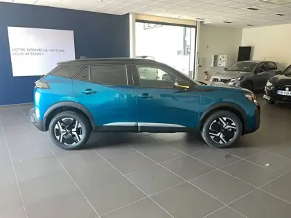 Photo 13 Peugeot 2008  Hybrid 145 e-DCS6
