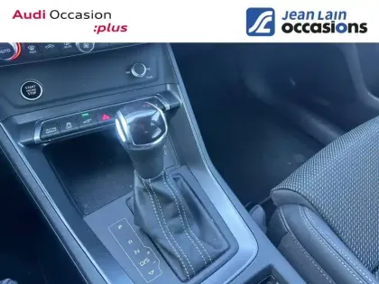 Photo 12 Audi Q3  45 TFSIe 245 ch S tronic 6