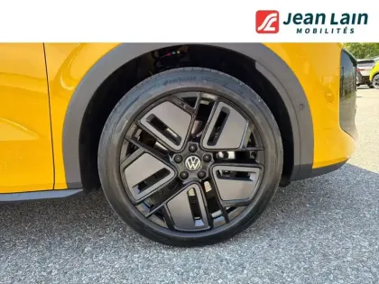 Photo 8 Volkswagen T-roc  1.5 eTSI Hybrid 150 ch DSG7