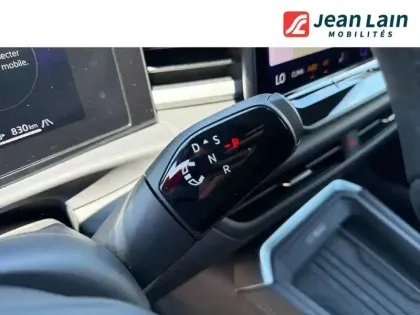 Photo 12 Volkswagen T-roc  1.5 eTSI Hybrid 150 ch DSG7