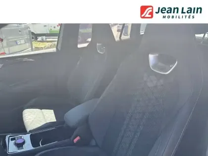 Photo 13 Volkswagen Tiguan  1.5 eTSI 150ch DSG7