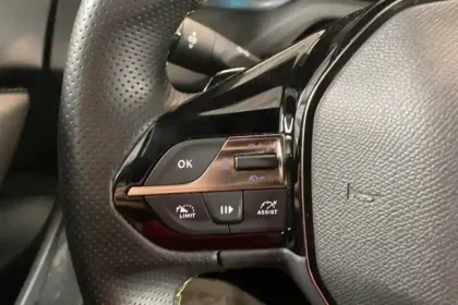 Photo 22 Peugeot 408  PHEV 225 e-EAT8