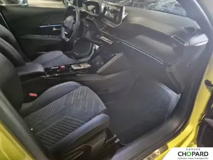 Photo 12 Peugeot 208  Hybrid 145 ch e-DCS6