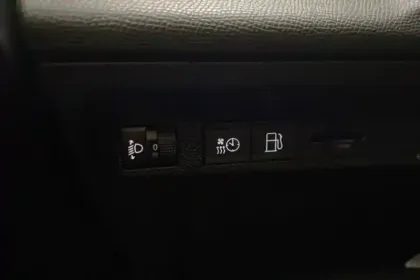 Photo 21 Peugeot 308  Plug-in Hybrid 195 ch e-DCS7