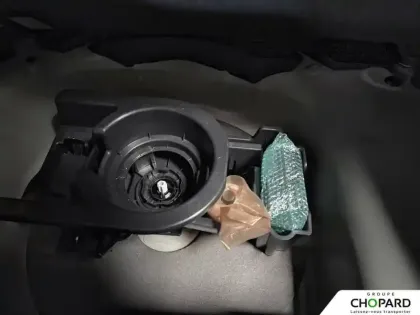Photo 23 Peugeot 208  Hybrid 110 ch e-DCS6